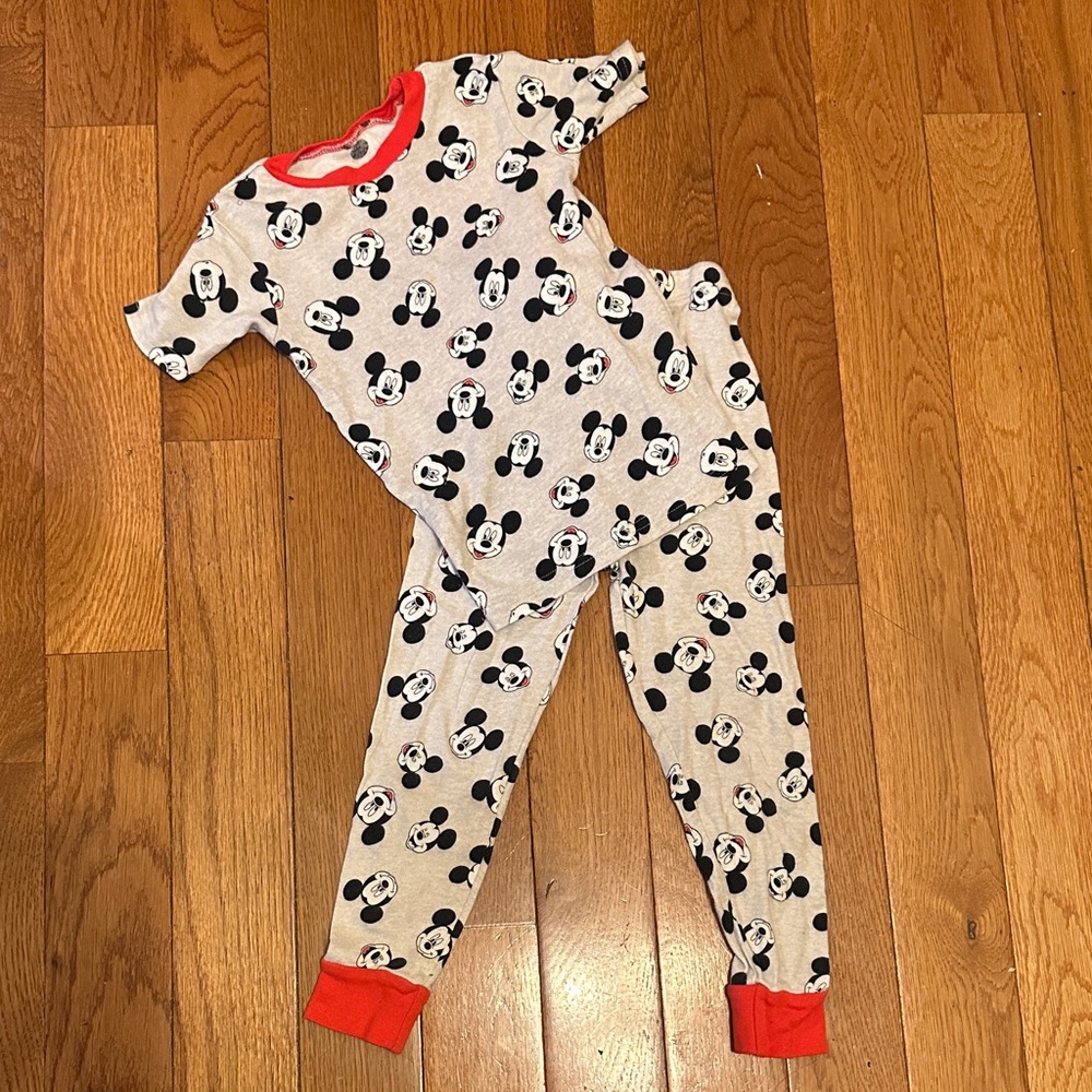 Disney Mickey Mouse Gray Pajama Top with Red Trim size 5T